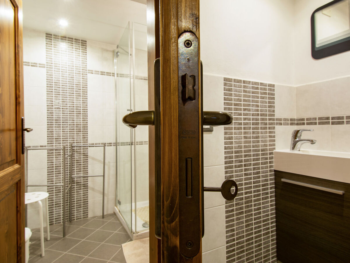 Maison Kenzo à Bagni di Lucca avec piscine - Photo 23