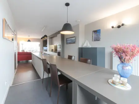 Duplex turquoise avec balcon et vue sur la ville, De Haan : photo 2
