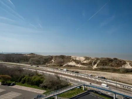 Appartement vue mer, terrasse 30 m² et parking à Bredene : photo 25