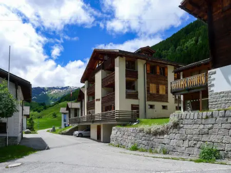 Location appartement de vacances à Rueras Dieni