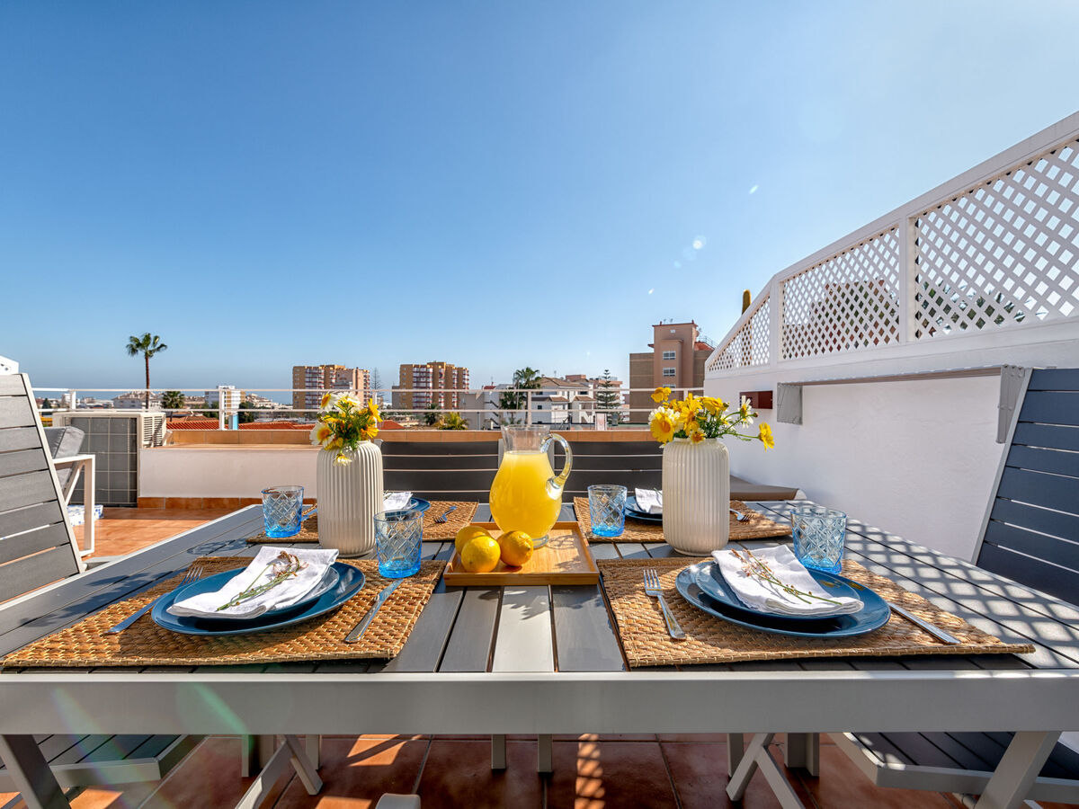 Appartement Lola Playa – vue mer, terrasse, Puerto Marina - Photo 1