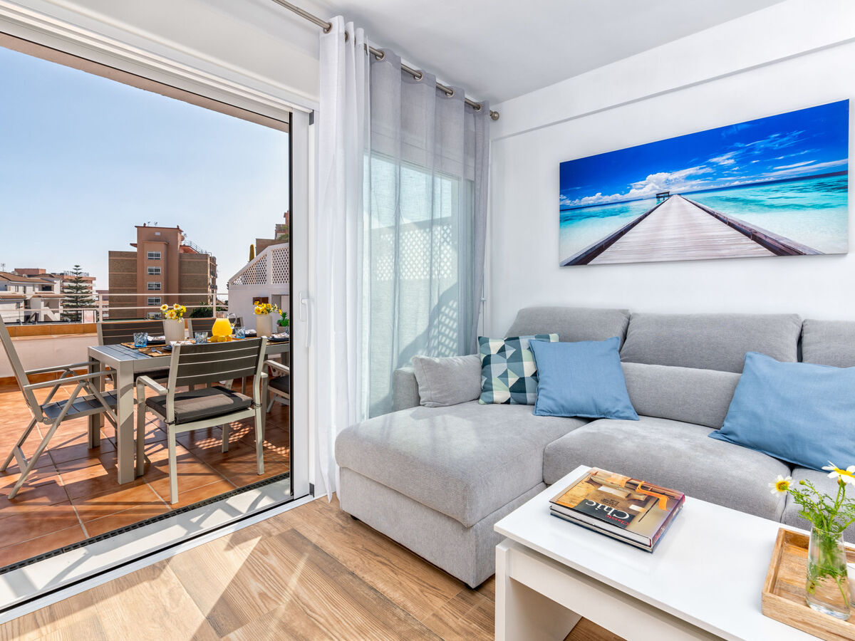 Appartement Lola Playa – vue mer, terrasse, Puerto Marina - Photo 7