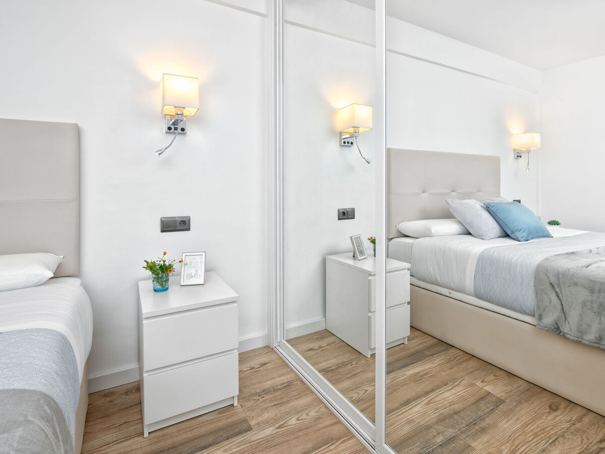 Appartement Lola Playa – vue mer, terrasse, Puerto Marina - Photo 23