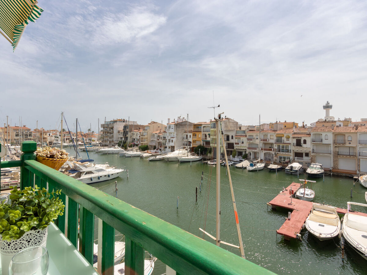 Appartement Port Ducal, vue canal à Empuriabrava - Photo 18