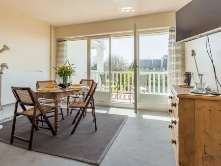 Appartement vue mer sur les hauteurs de Trouville, balcon : photo 7