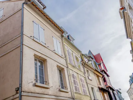 Appartement rénové à Trouville, à 140 m de la plage : photo 5