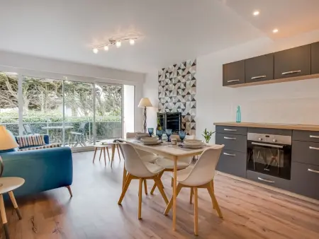 Les Gémeaux – Apt 2 pièces rénové à 50 m de la mer - Photo 3