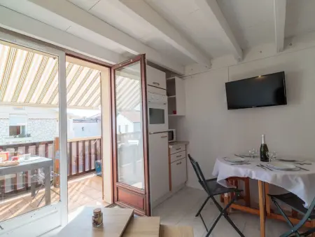 Les Argentines : Appartement 2 pièces à 50 m de la plage : photo 9