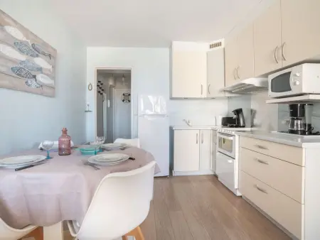 Appartement 2 pièces avec balcon à 600 m de la plage : photo 10