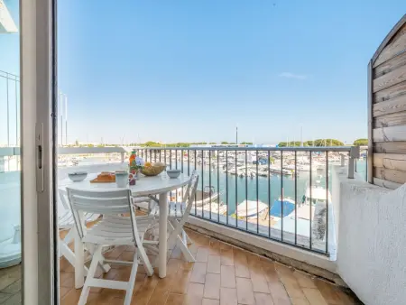 Studio vue port à Port Camargue, terrasse est, marina à 20 m : photo 20