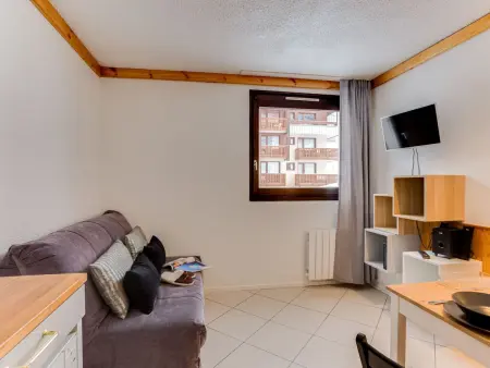 Les Tommeuses : studio Tignes skis aux pieds : photo 8