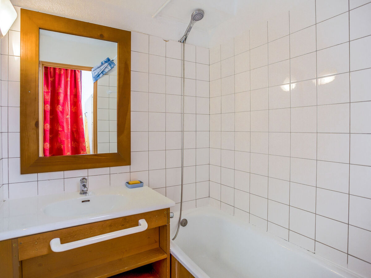 Studio 20 m² rénové à 50 m des pistes à Tignes - Photo 12