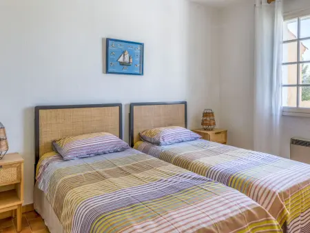 Appartement vue mer avec terrasse 25 m² à La Madrague : photo 9