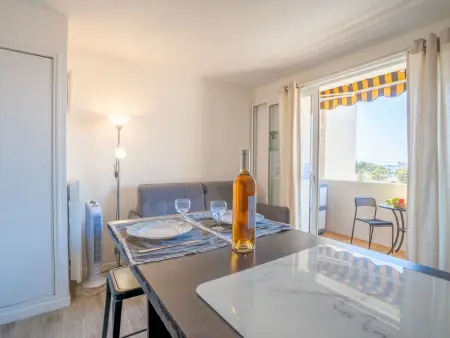 Studio vue mer avec terrasse à Saint-Cyr-sur-Mer La Madrague : photo 7