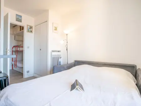Studio vue mer avec terrasse à Saint-Cyr-sur-Mer La Madrague : photo 11