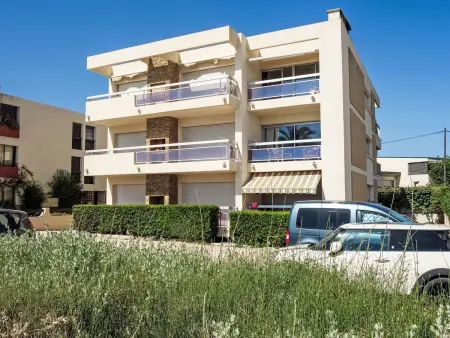 Appartement La Rose des Sables – vue mer, à 50 m de la plage : photo 13