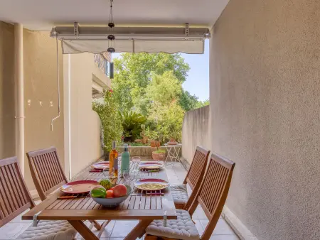 Appartement Saint-Cyr-sur-Mer, terrasse 15 m² et garage : photo 5