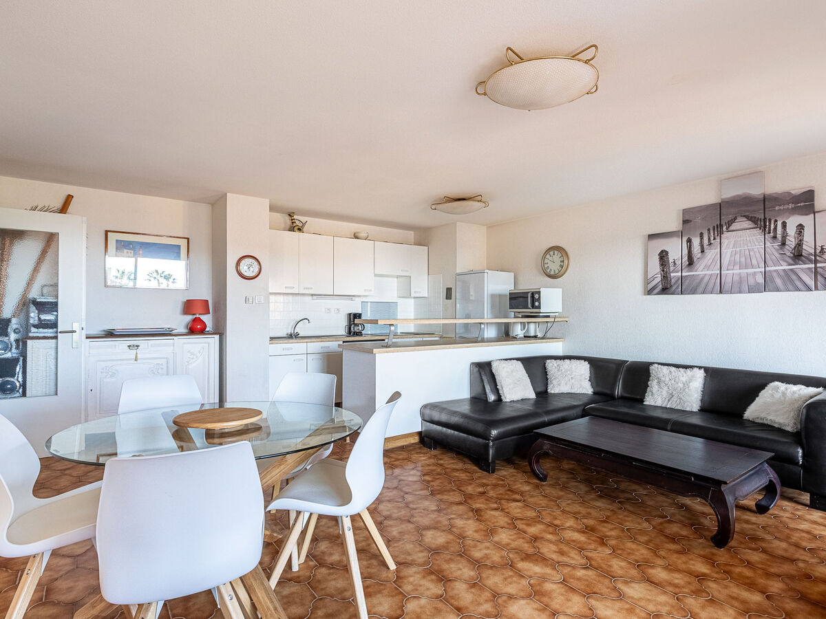 Les Regates : appartement 75m² face à la mer à Hyères - Photo 8