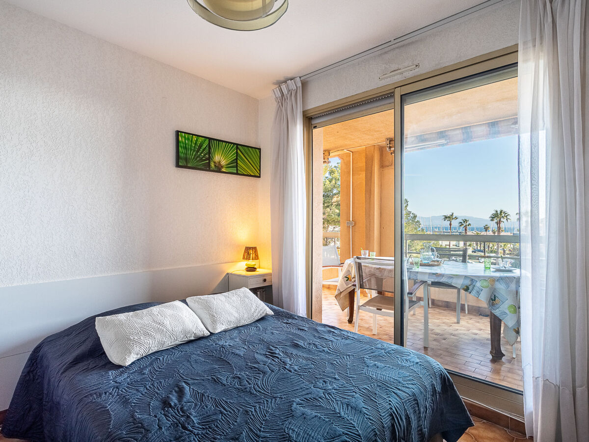Les Regates : appartement 75m² face à la mer à Hyères - Photo 12