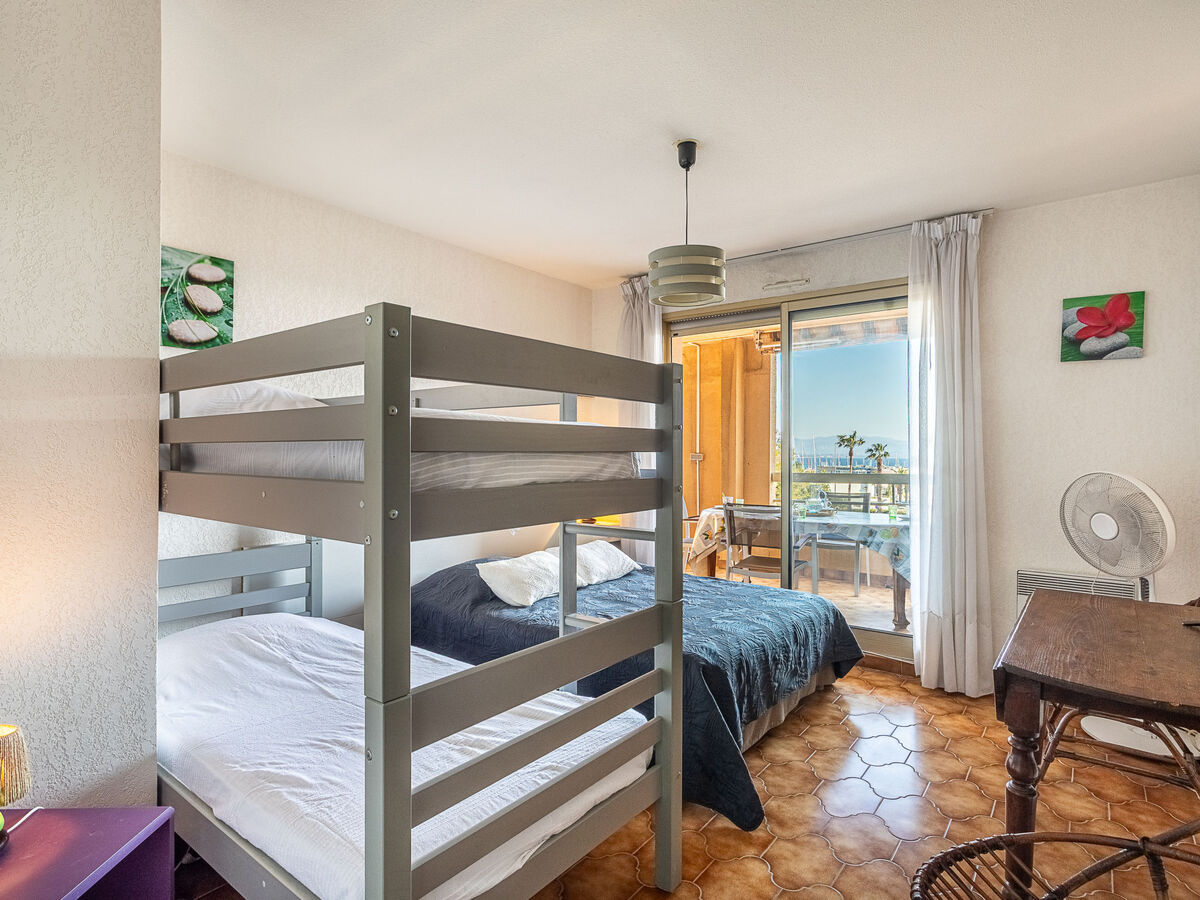 Les Regates : appartement 75m² face à la mer à Hyères - Photo 14