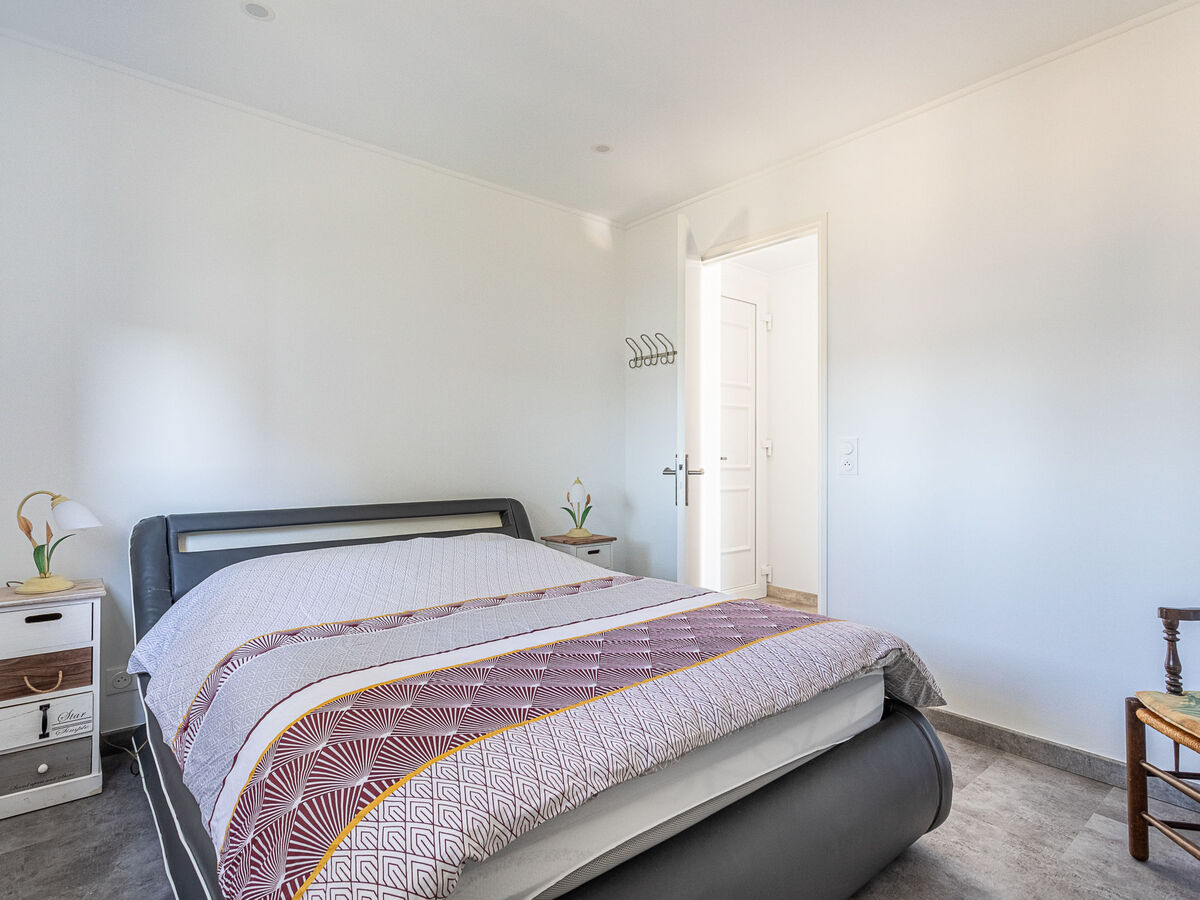 Appartement Les Bougainvillées au Lavandou, vue mer - Photo 11