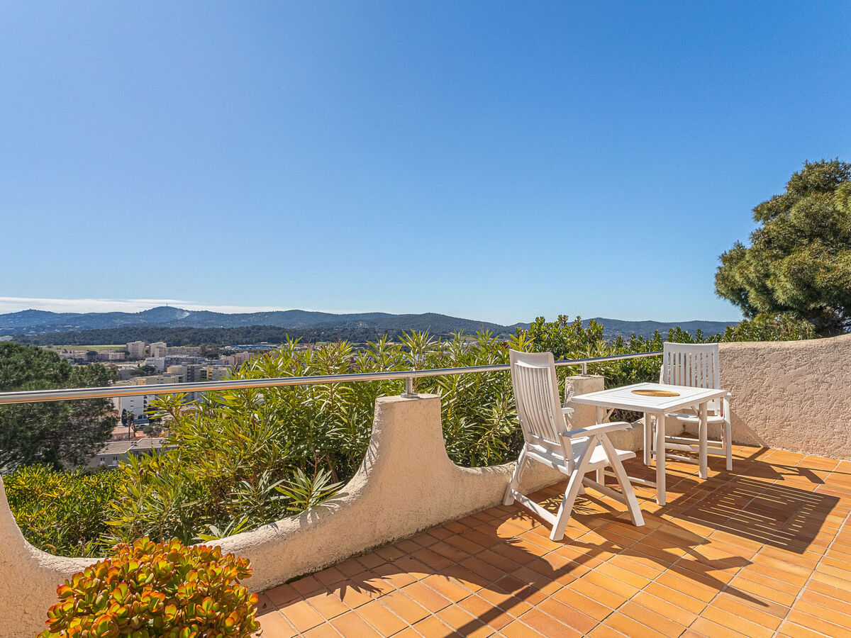 Appartement Les Bougainvillées au Lavandou, vue mer - Photo 16