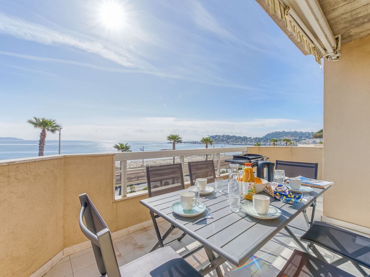 Appartement Le Palazzo del Mar, vue mer à Cavalaire - Photo 2