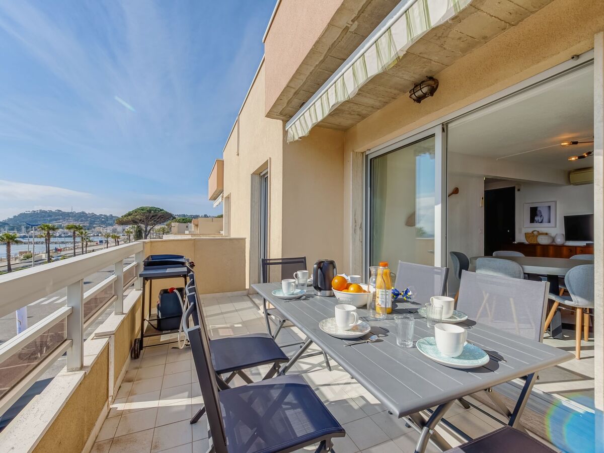 Appartement Le Palazzo del Mar, vue mer à Cavalaire - Photo 4