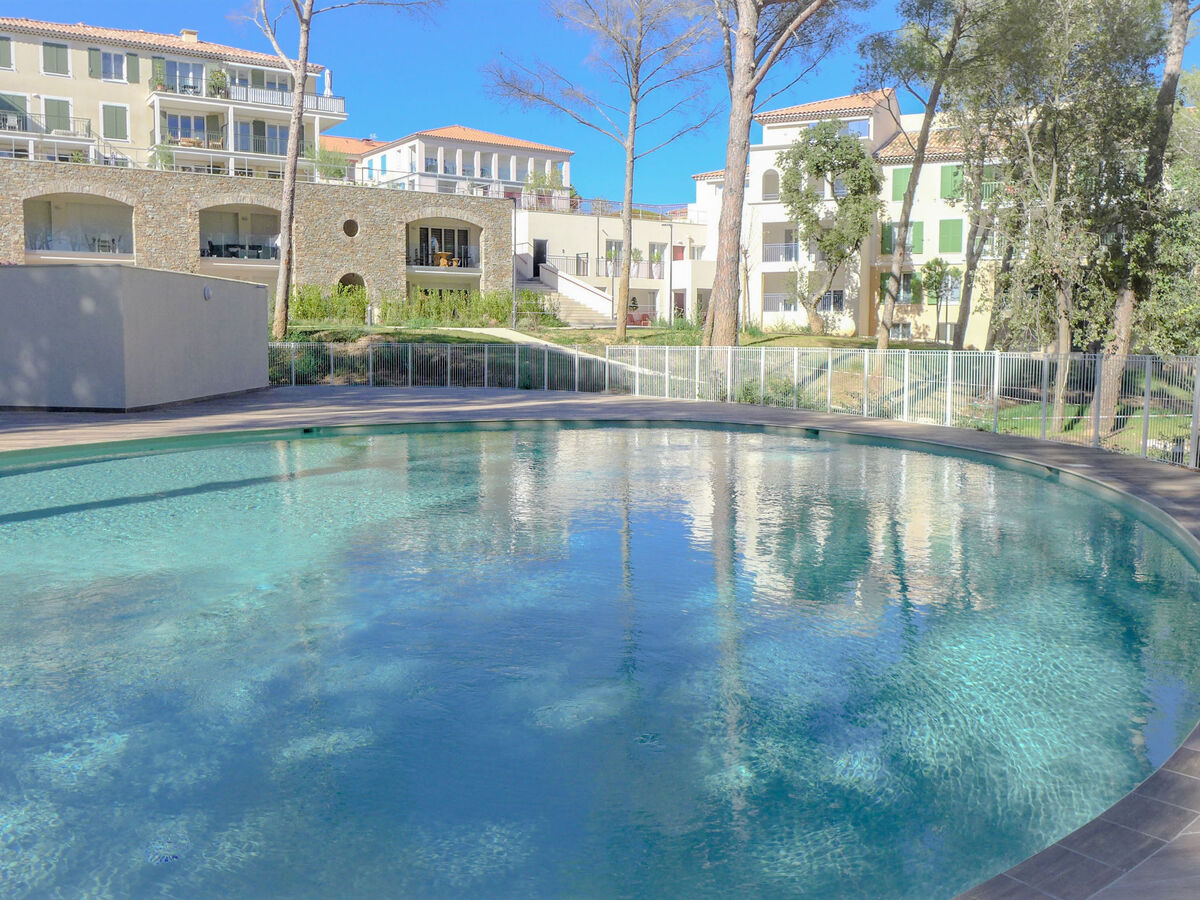Appartement 3 pièces avec terrasse et piscine à Cavalaire - Photo 2