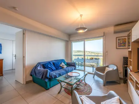 Appartement Les Coccinelles - Vue mer à Cavalaire : photo 6