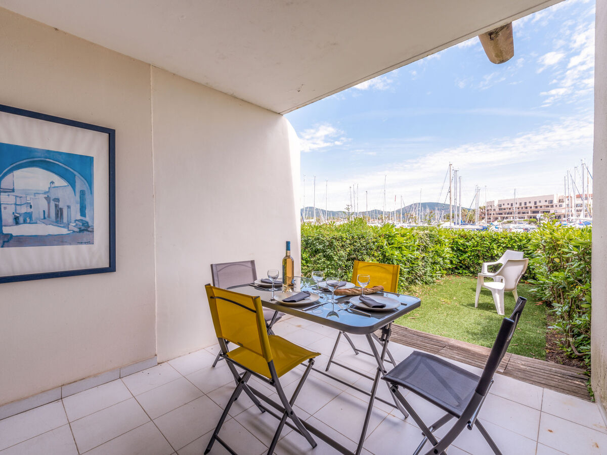 Les Deux Voiles Studio 27m² avec terrasse vue port - Photo 12