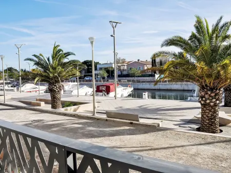 Le Newport : Apt 2 pièces à 900 m de la mer, Fréjus : photo 15