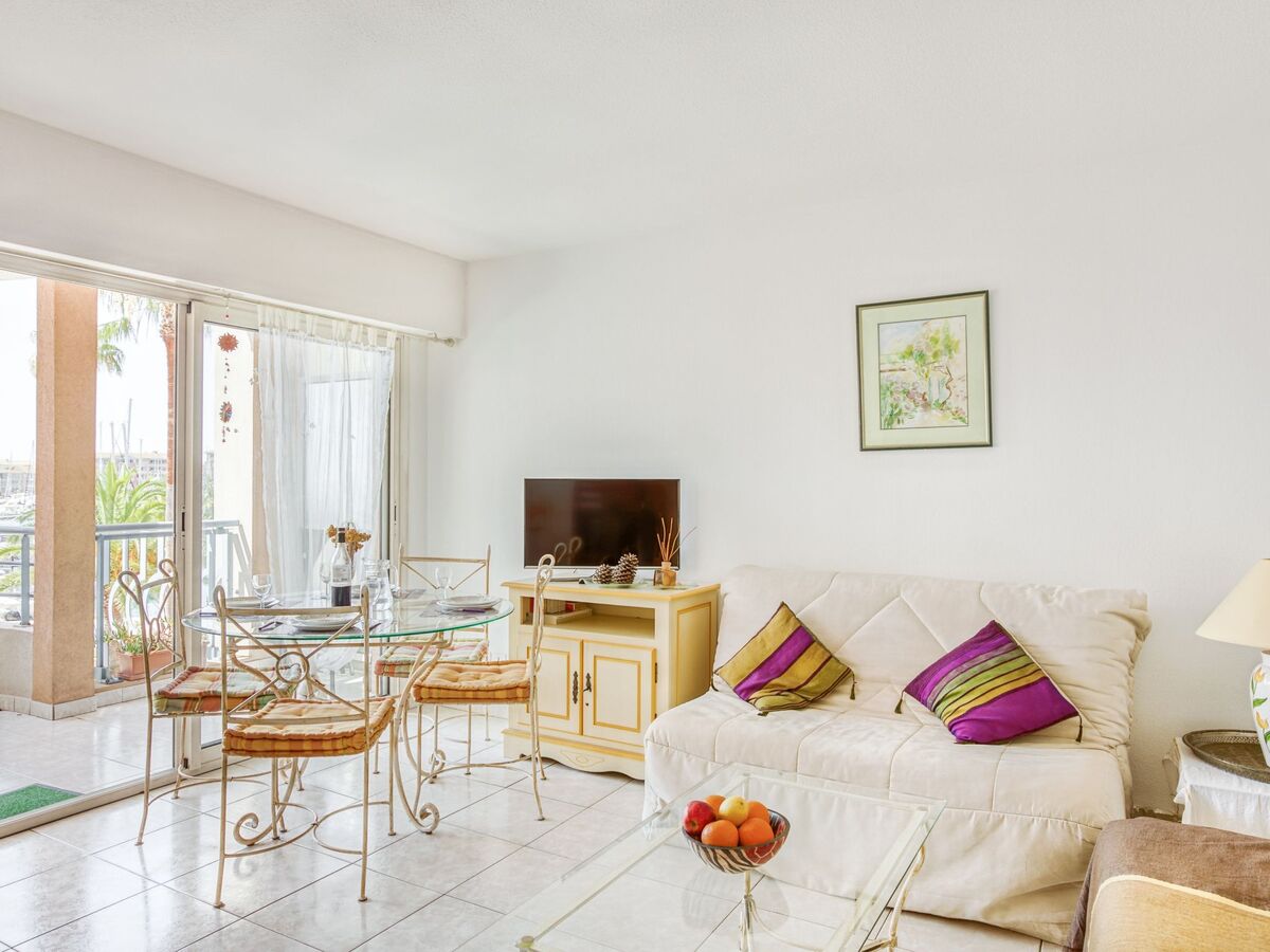 Appartement Royal Marine avec vue port à Fréjus - Photo 5