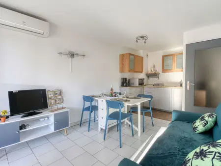Apt 2 pièces rénové à 400 m de la plage, Fréjus : photo 7