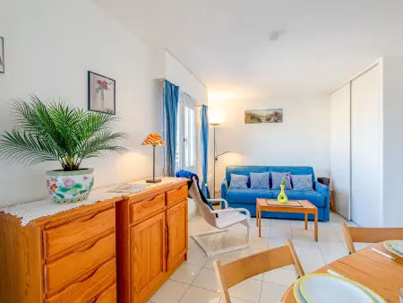 Studio vue montagne à Port Fréjus, 500 m de la plage : photo 8