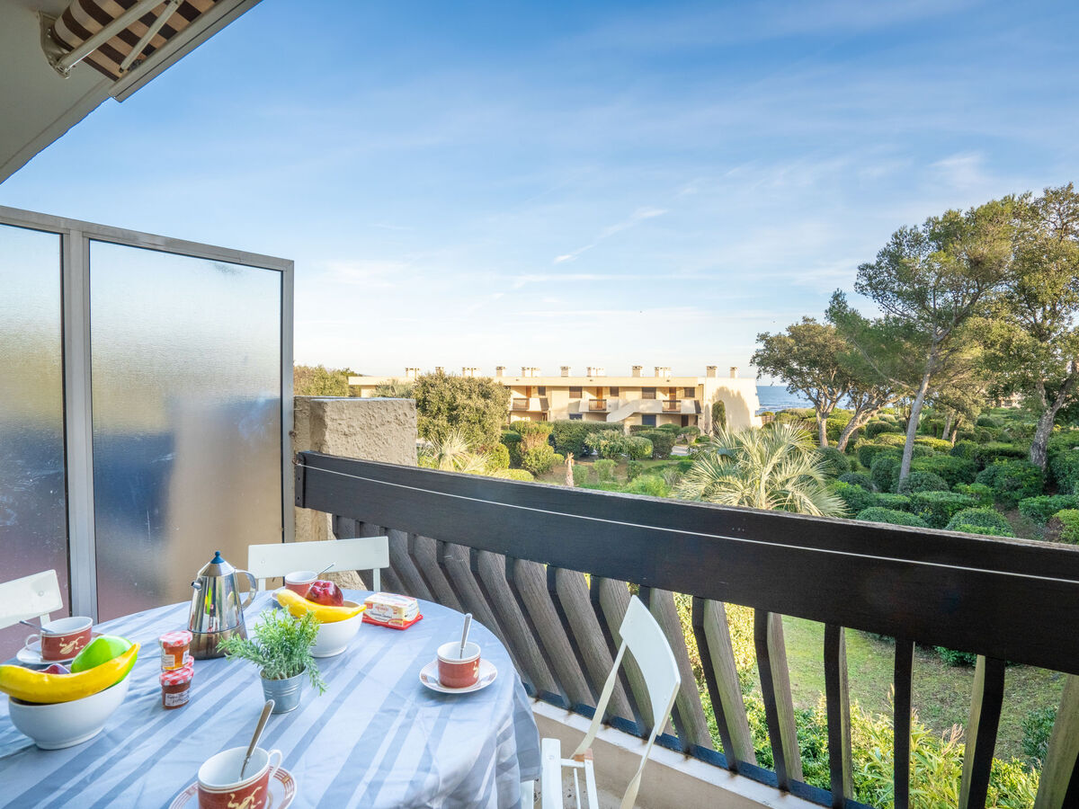 Studio Les Louvans, 30 m² à 30 m de la plage - Photo 2