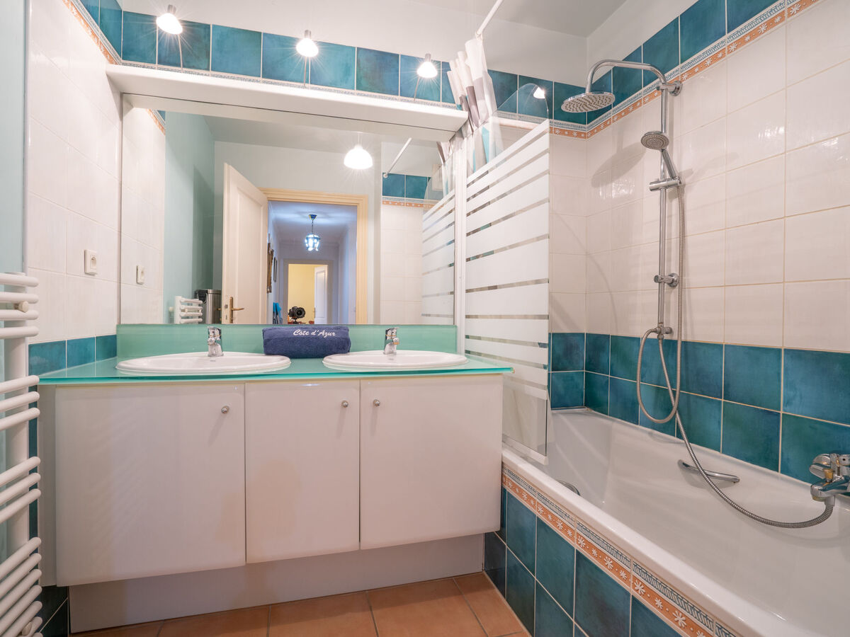 Apt 3 pièces 80 m² Le Grand Parc, piscine et parc - Photo 18