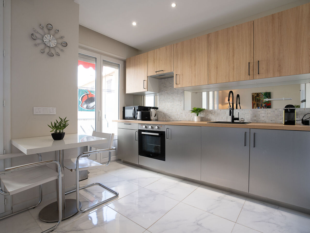 Appartement Le Puget - Cannes centre, 2 ch., terrasse - Photo 3