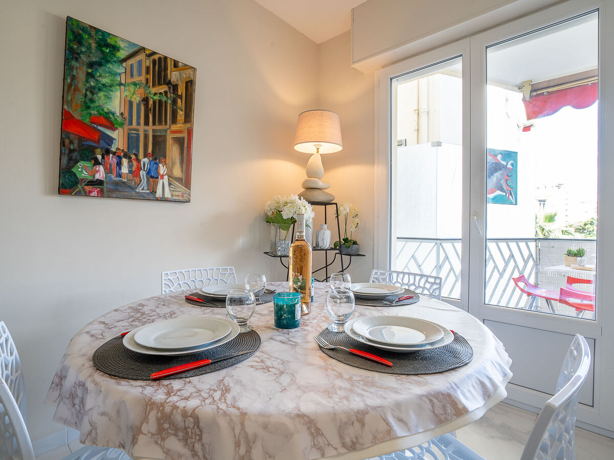 Appartement Le Puget - Cannes centre, 2 ch., terrasse - Photo 6