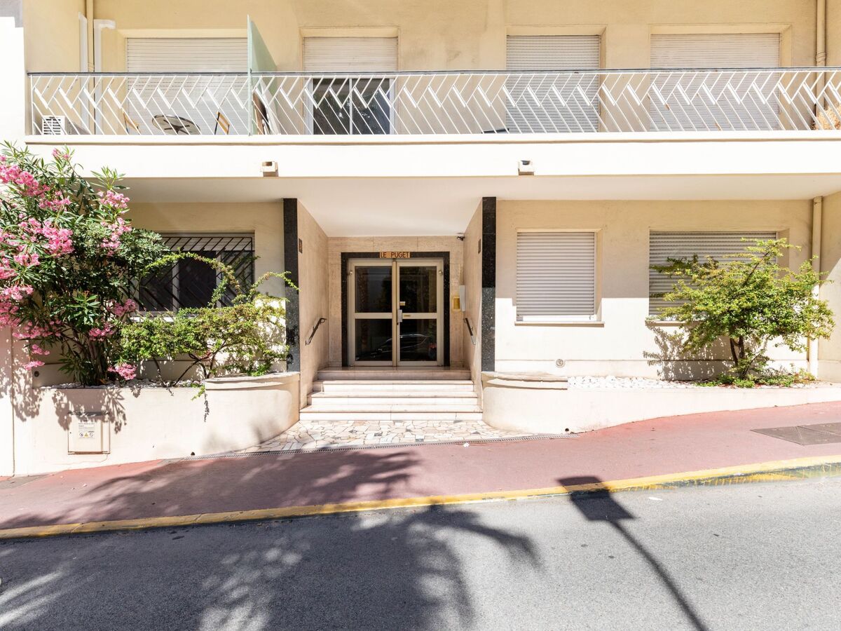 Appartement Le Puget - Cannes centre, 2 ch., terrasse - Photo 19