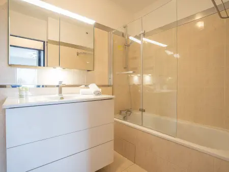 La Croix des Gardes, Location Appartement 4 personnes à Cannes - Photo 4