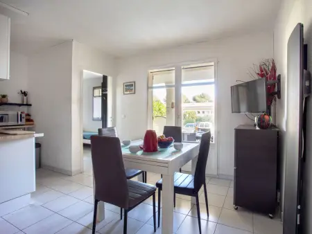 La Calmeraie - Apt 2 pièces rénové, terrasse 13 m2 : photo 7