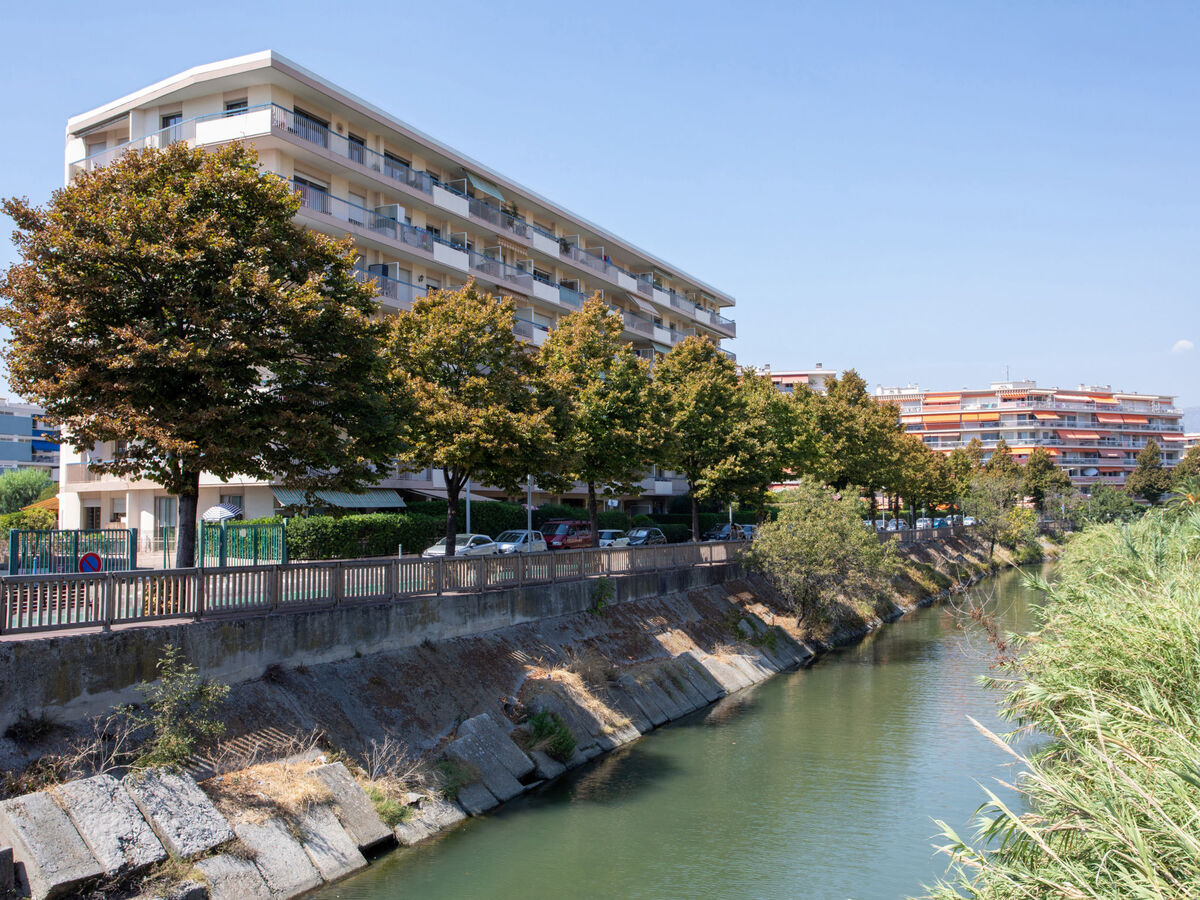 Studio 35 m² à 50 m de la plage, Cagnes-sur-Mer - Photo 11
