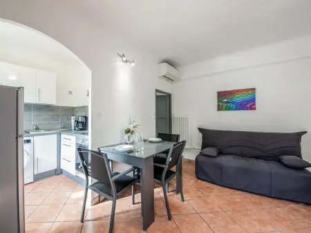 Le Narcisse – Apt 2 pièces rénové à Cagnes-sur-Mer : photo 3