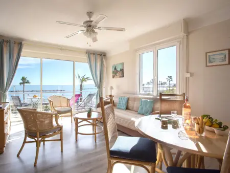 Le Cormoran - Appartement vue mer à Saint Laurent du Var - Photo 7