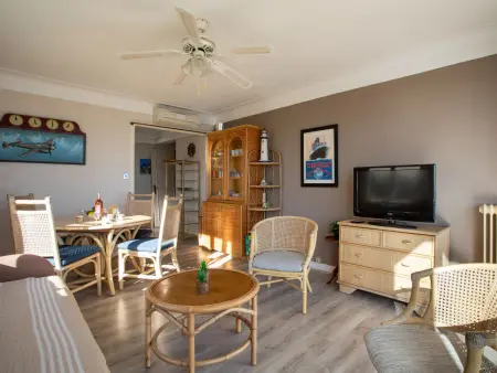 Le Cormoran - Appartement vue mer à Saint Laurent du Var - Photo 8