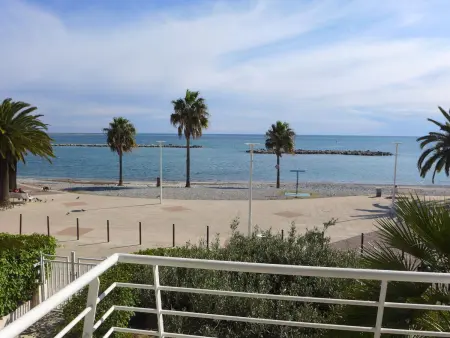Le Cormoran - Appartement vue mer à Saint Laurent du Var - Photo 17
