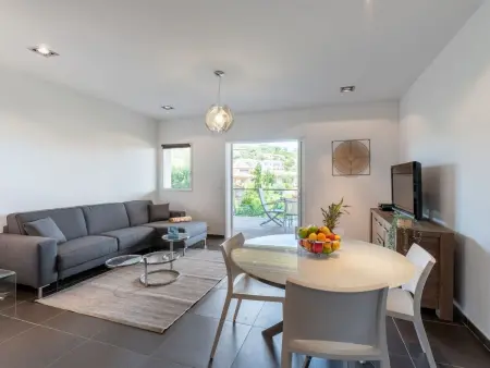 Appartement Côté Plage – terrasse 50 m² à 100 m de la mer : photo 4