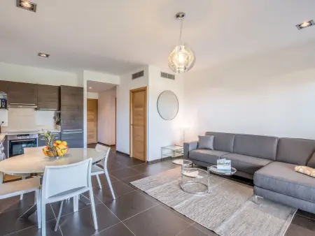Appartement Côté Plage – terrasse 50 m² à 100 m de la mer : photo 6