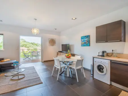 Appartement Côté Plage – terrasse 50 m² à 100 m de la mer : photo 9